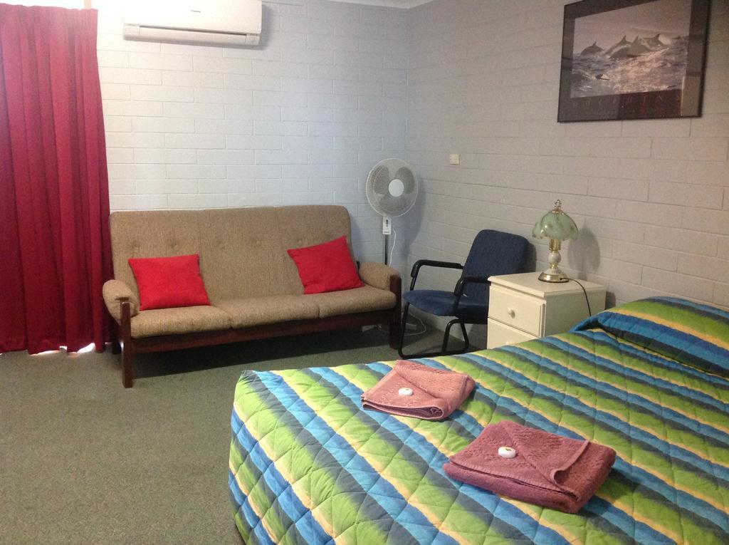 Murray Bridge Motor Inn Екстер'єр фото